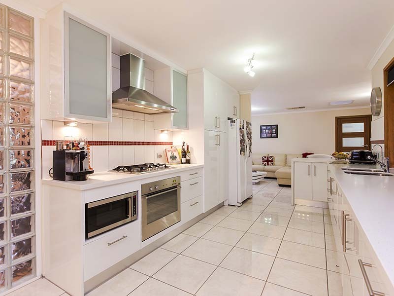 6 Furioso Drive, Woodcroft SA 5162