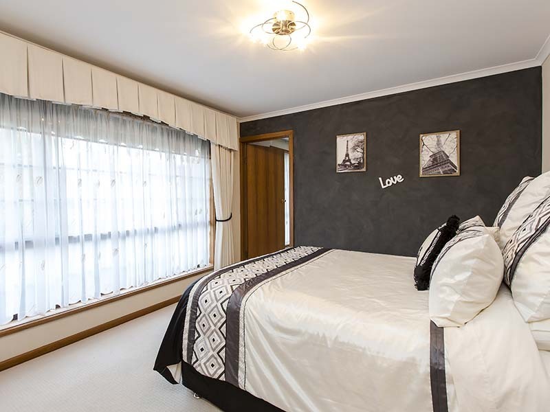 6 Furioso Drive, Woodcroft SA 5162