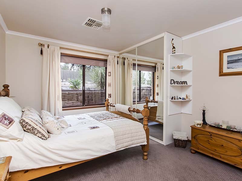 6 Furioso Drive, Woodcroft SA 5162