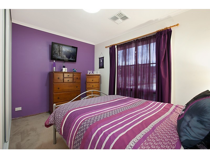 8 Manor Court, Morphett Vale SA 5162