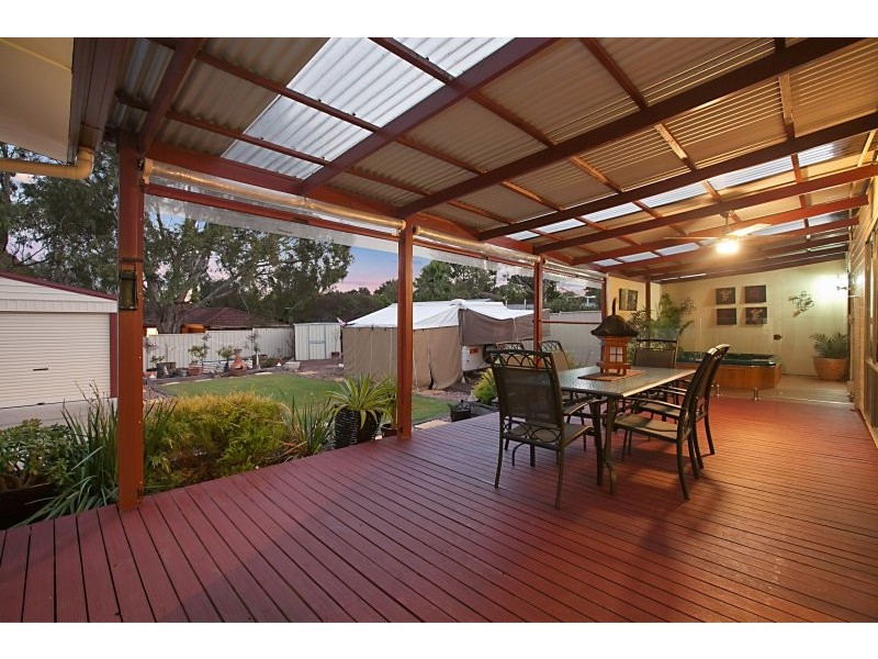 8 Manor Court, Morphett Vale SA 5162