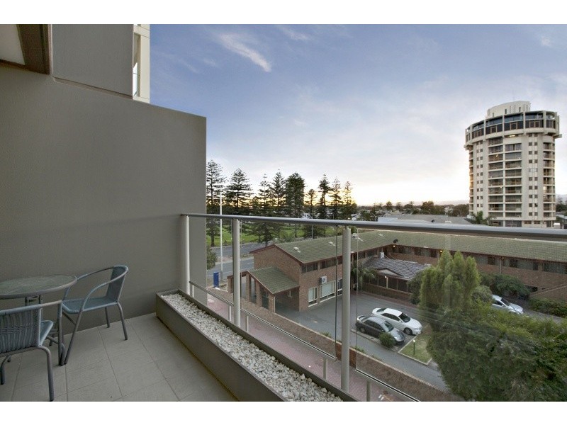 418/27 Colley Terrace, Glenelg SA 5045