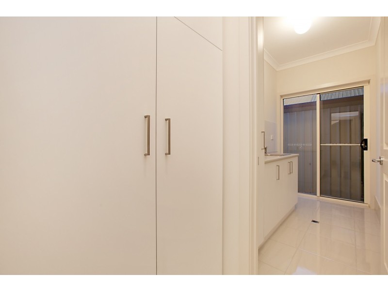 19/2 Saltash Avenue, Christies Beach SA 5165