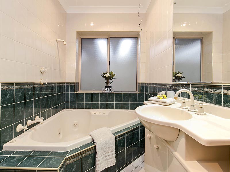 18 Rialto Street, Morphett Vale SA 5162