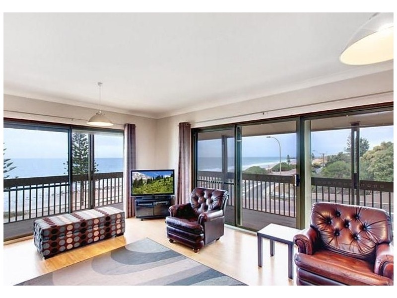 12 Esplanade, Christies Beach SA 5165