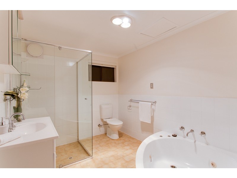 86 Strathalbyn Road, Aldgate SA 5154