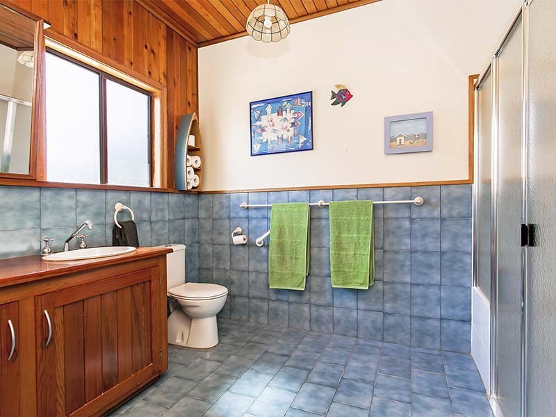 6 Griffiths Drive, Moana SA 5169