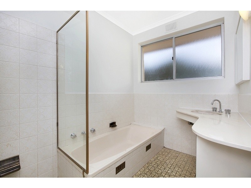 22 Madeline Crescent, Hallett Cove SA 5158