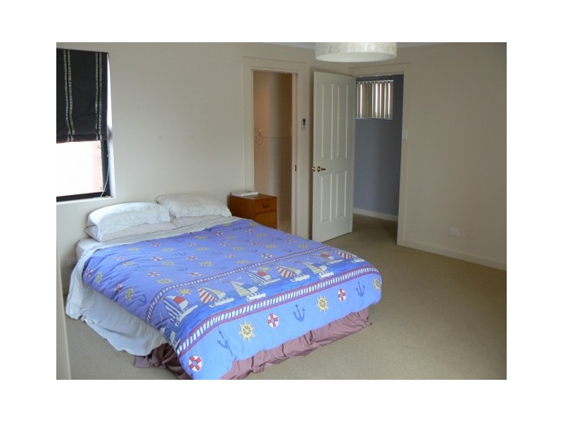 6 Ralphs Avenue, Port Noarlunga SA 5167