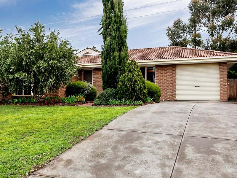 31 Moncur Street, Woodcroft SA 5162