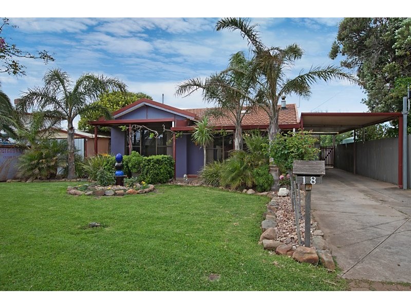 18 De-caux Avenue, Port Willunga SA 5173
