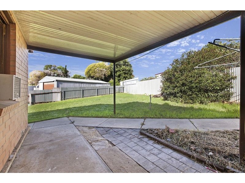 11 Damian Court, Christie Downs SA 5164