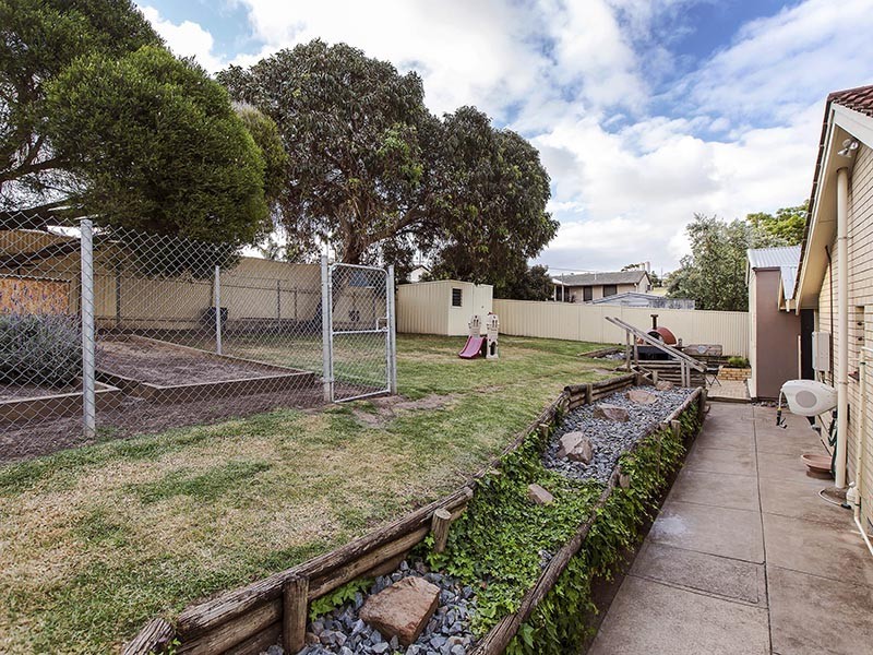 47 Heather Drive, Christie Downs SA 5164