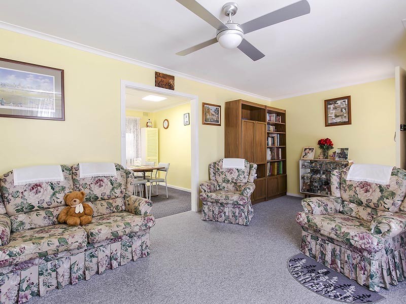 15 Peregrine Crescent, Christie Downs SA 5164