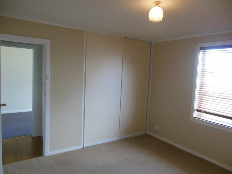 35 Barnabas Crescent, Christie Downs SA 5164