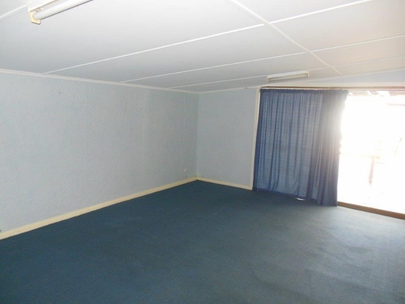 35 Barnabas Crescent, Christie Downs SA 5164