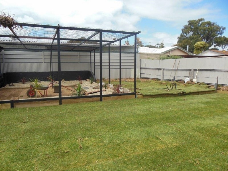 35 Barnabas Crescent, Christie Downs SA 5164