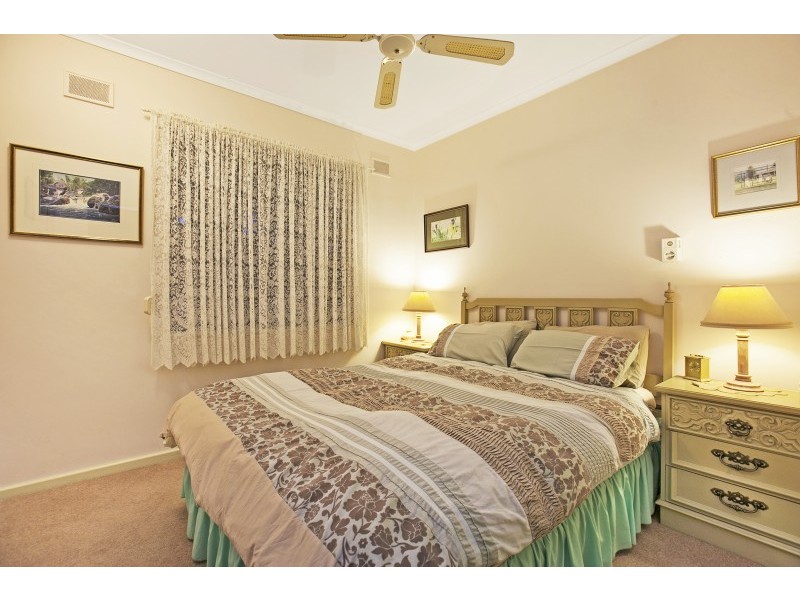 13 Nimboya Road, Marino SA 5049