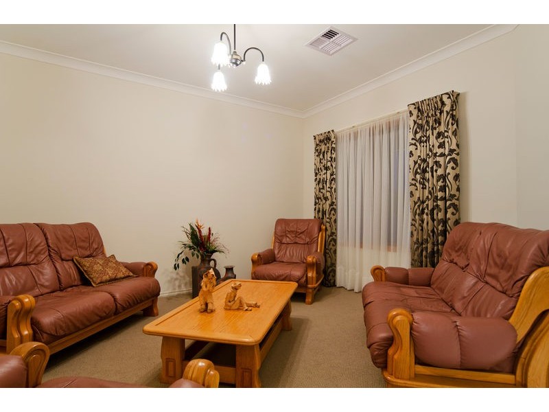 6 Narkunda Street, Glandore SA 5037