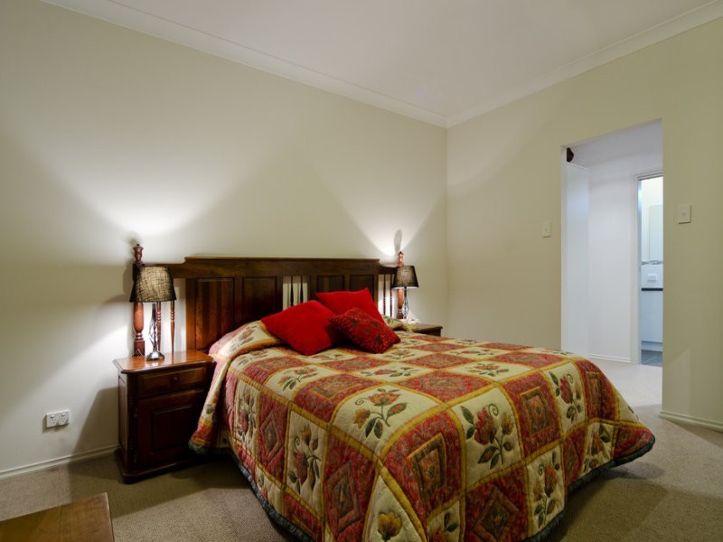 6 Narkunda Street, Glandore SA 5037