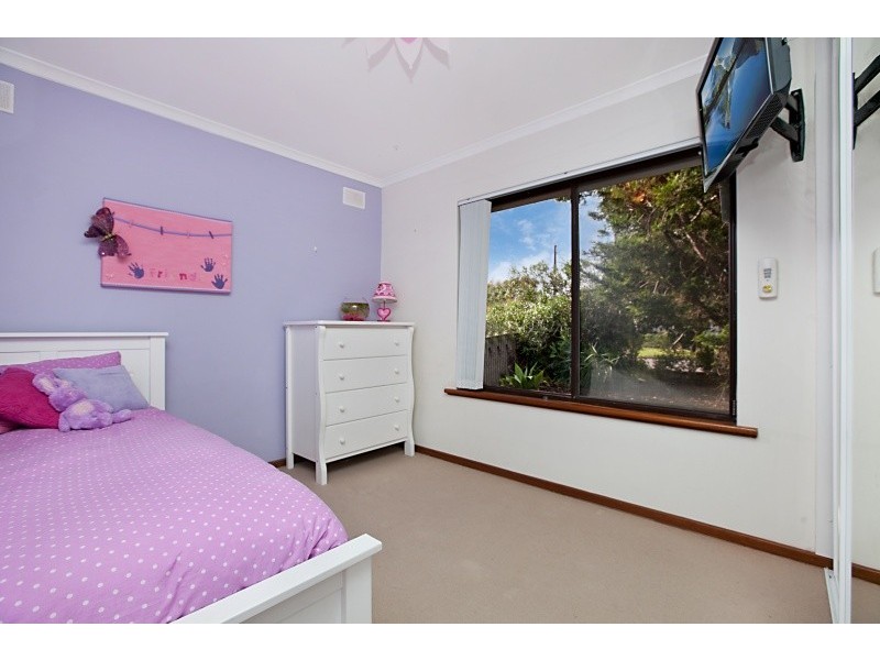 8 Nedland Crescent, Port Noarlunga South SA 5167