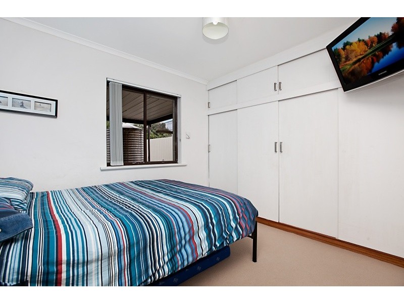 8 Nedland Crescent, Port Noarlunga South SA 5167