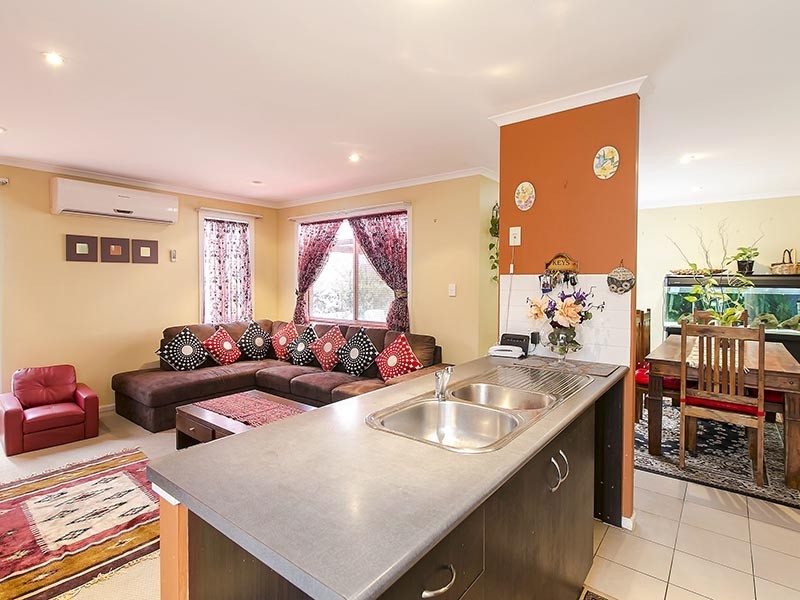 1 Antonio Street, Huntfield Heights SA 5163