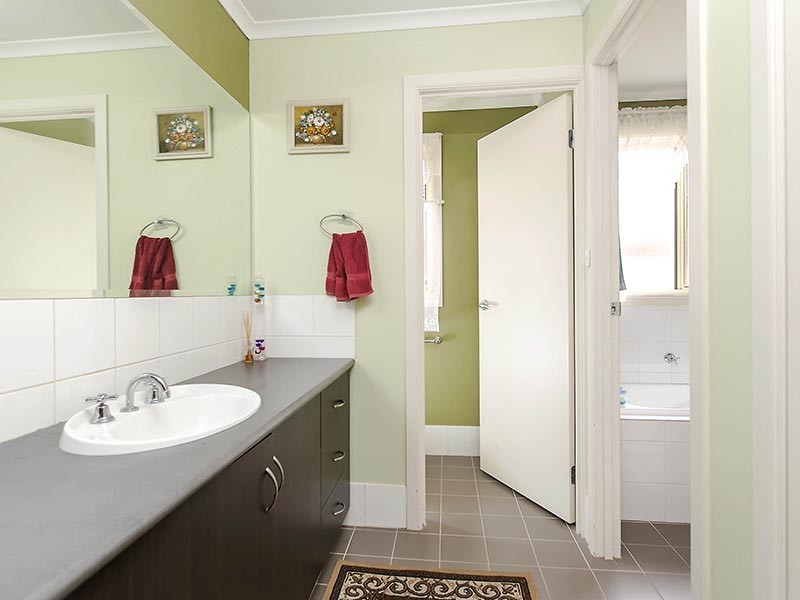 1 Antonio Street, Huntfield Heights SA 5163