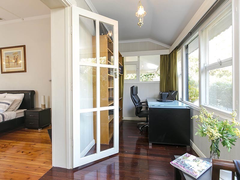 31 Barry Road, Oaklands Park SA 5046