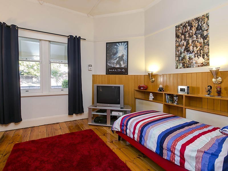 31 Barry Road, Oaklands Park SA 5046