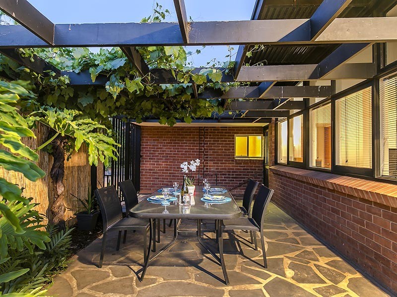 31 Barry Road, Oaklands Park SA 5046