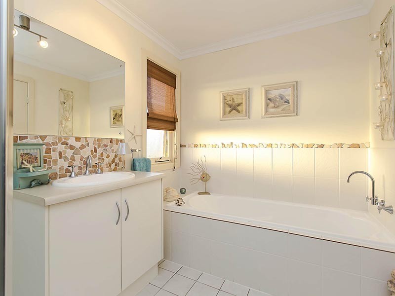 12 Desoto Drive, Port Willunga SA 5173