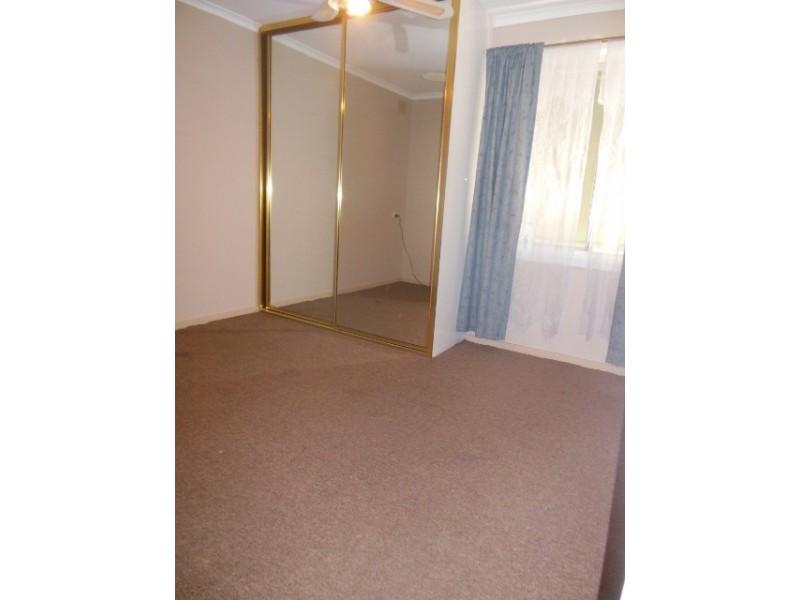 7 Oliver Street, Christie Downs SA 5164