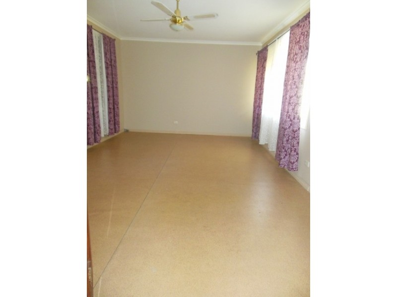 7 Oliver Street, Christie Downs SA 5164