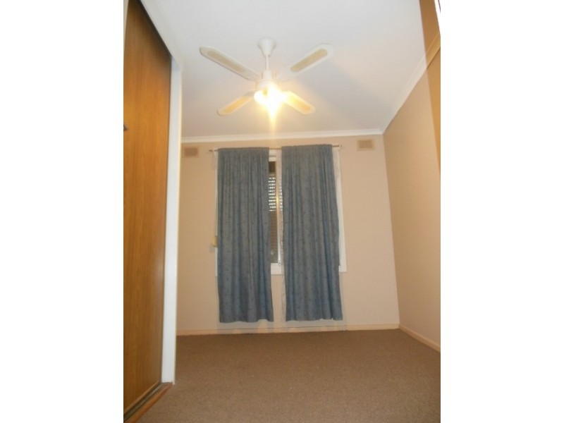 7 Oliver Street, Christie Downs SA 5164