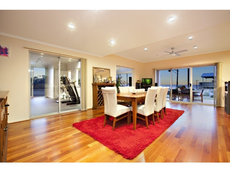 1 Maidencombe Drive, Moana SA 5169