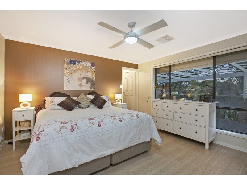 23 Hesperus Street, Hallett Cove SA 5158