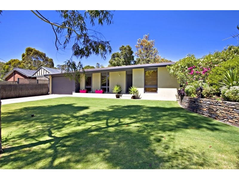 16 Alta Avenue, Happy Valley SA 5159