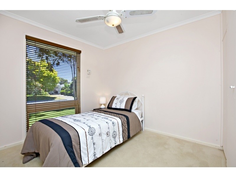 16 Alta Avenue, Happy Valley SA 5159