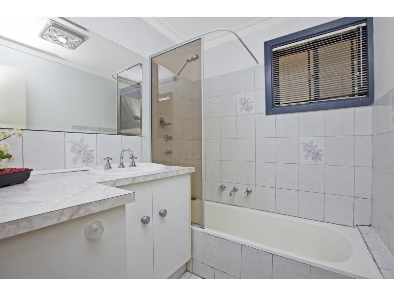 16 Alta Avenue, Happy Valley SA 5159