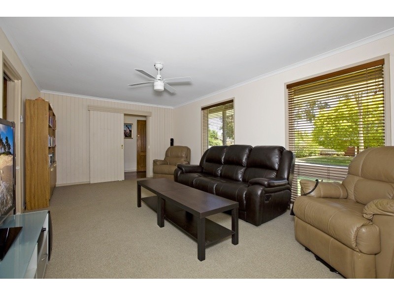 16 Alta Avenue, Happy Valley SA 5159