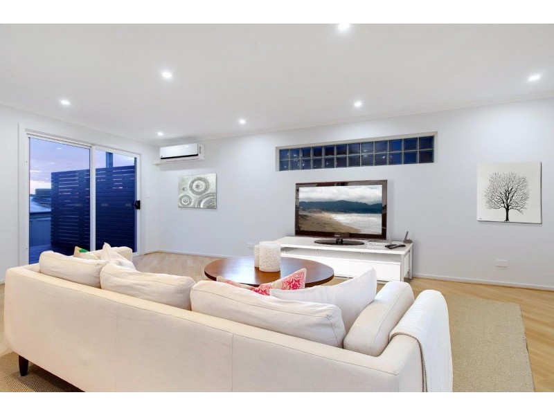 2A Oldfield Avenue, Christies Beach SA 5165