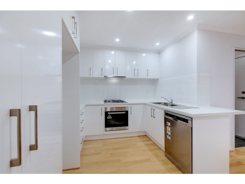 2A Oldfield Avenue, Christies Beach SA 5165