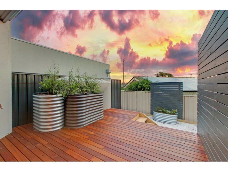 2A Oldfield Avenue, Christies Beach SA 5165