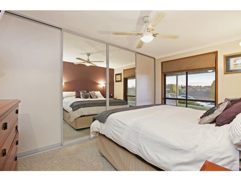 13 Berringa Street, Hallett Cove SA 5158