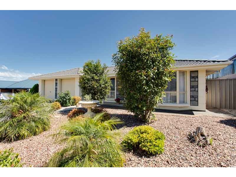 13 Charlton Terrace, Woodcroft SA 5162