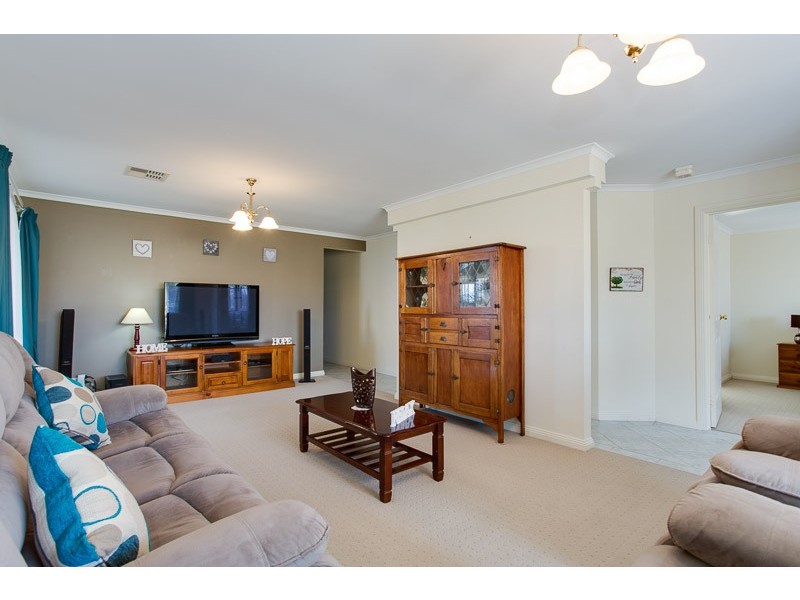 13 Charlton Terrace, Woodcroft SA 5162