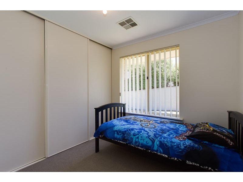 13 Charlton Terrace, Woodcroft SA 5162