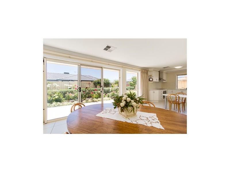 11 Polkinghorn Avenue, Aldinga Beach SA 5173