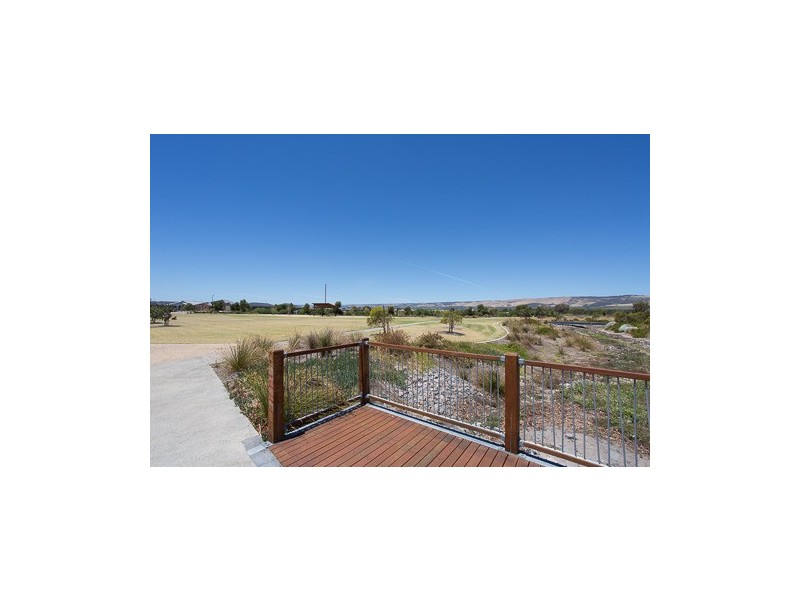 11 Polkinghorn Avenue, Aldinga Beach SA 5173